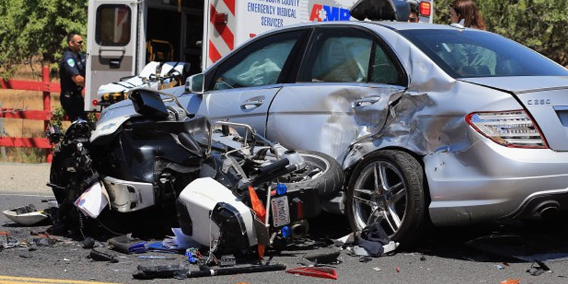 Motorcycle accident / car Accidents